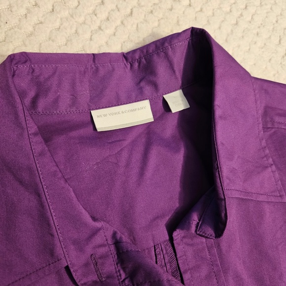 New York and Company Button Down Blouse for Women Size L - Picture 2 of 6